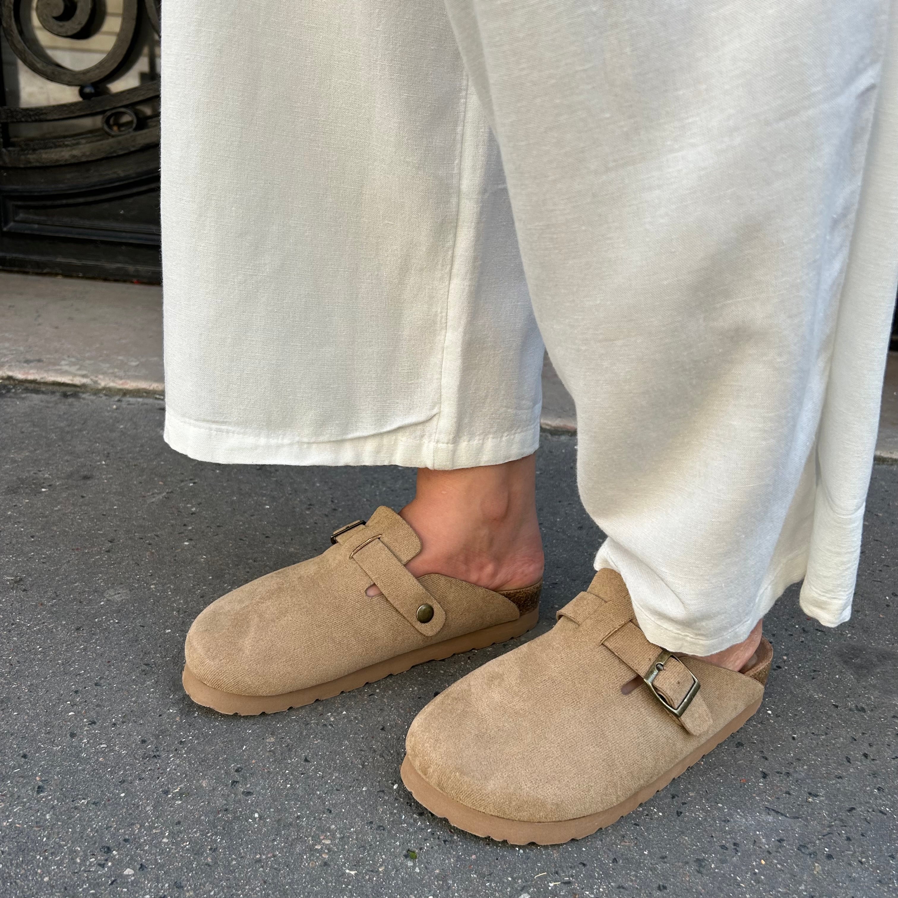 Bky Beige Mules 